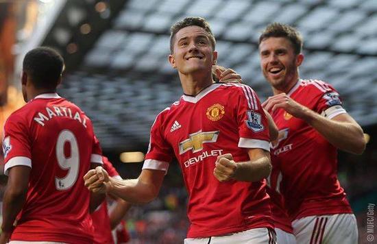 队的精妙配 队的精妙配